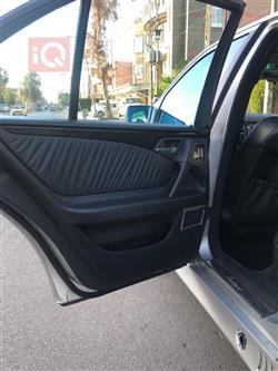 مرسيدس بنز E-Class
